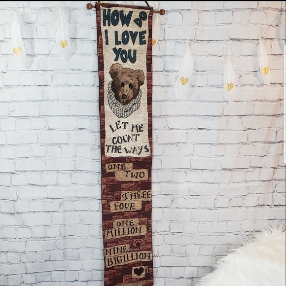 Boyd's Bears Other - Boyd's Bears Wilson Bell Pull Wall Tapestry